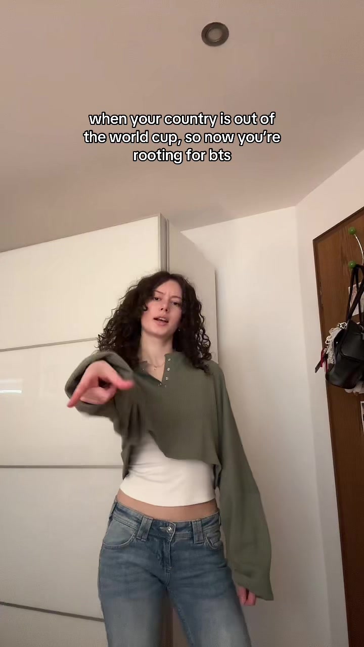 @nicole