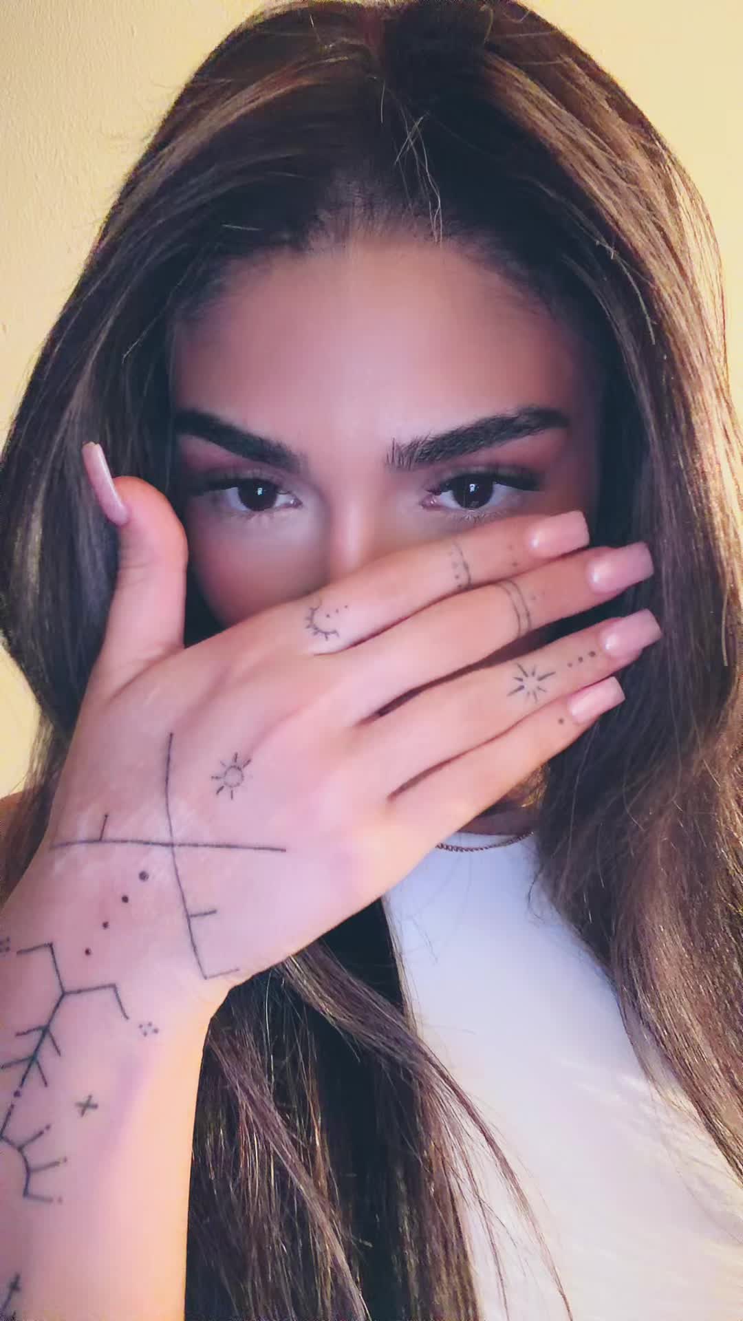 @H A K I