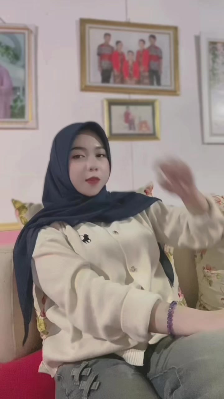 @R.c