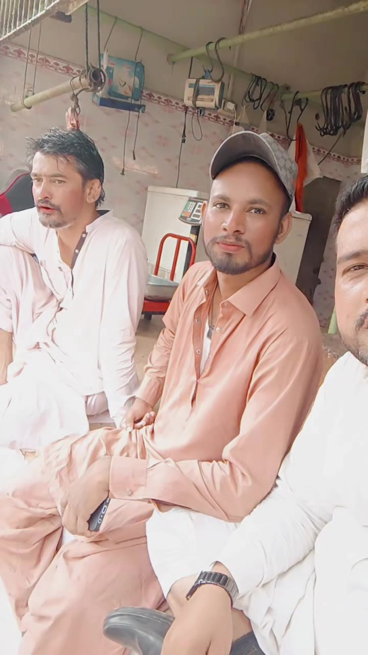 @naveed Qureshi