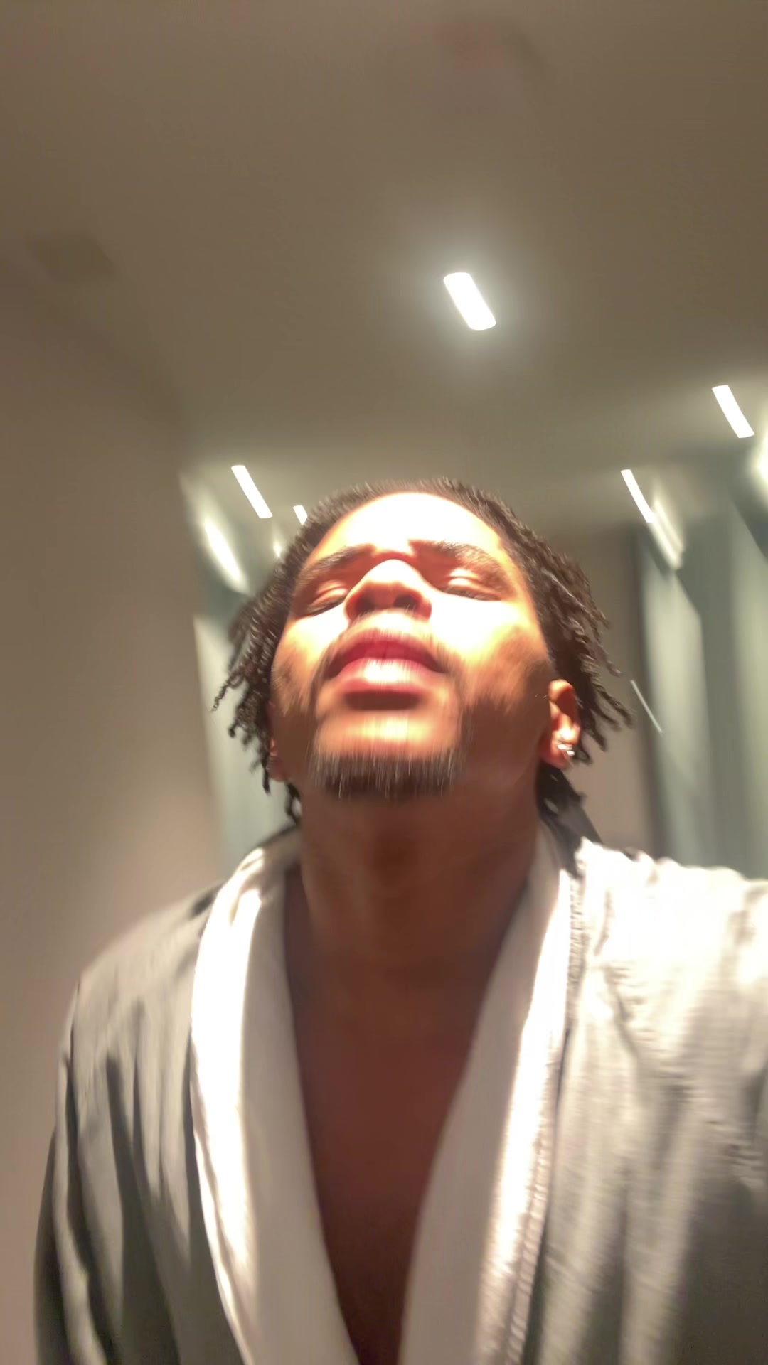 @Omereo