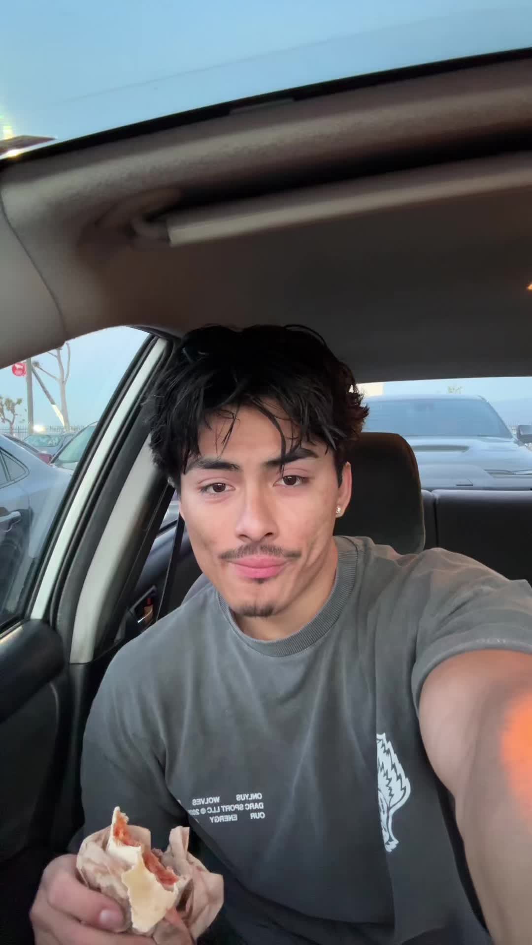 @Gio