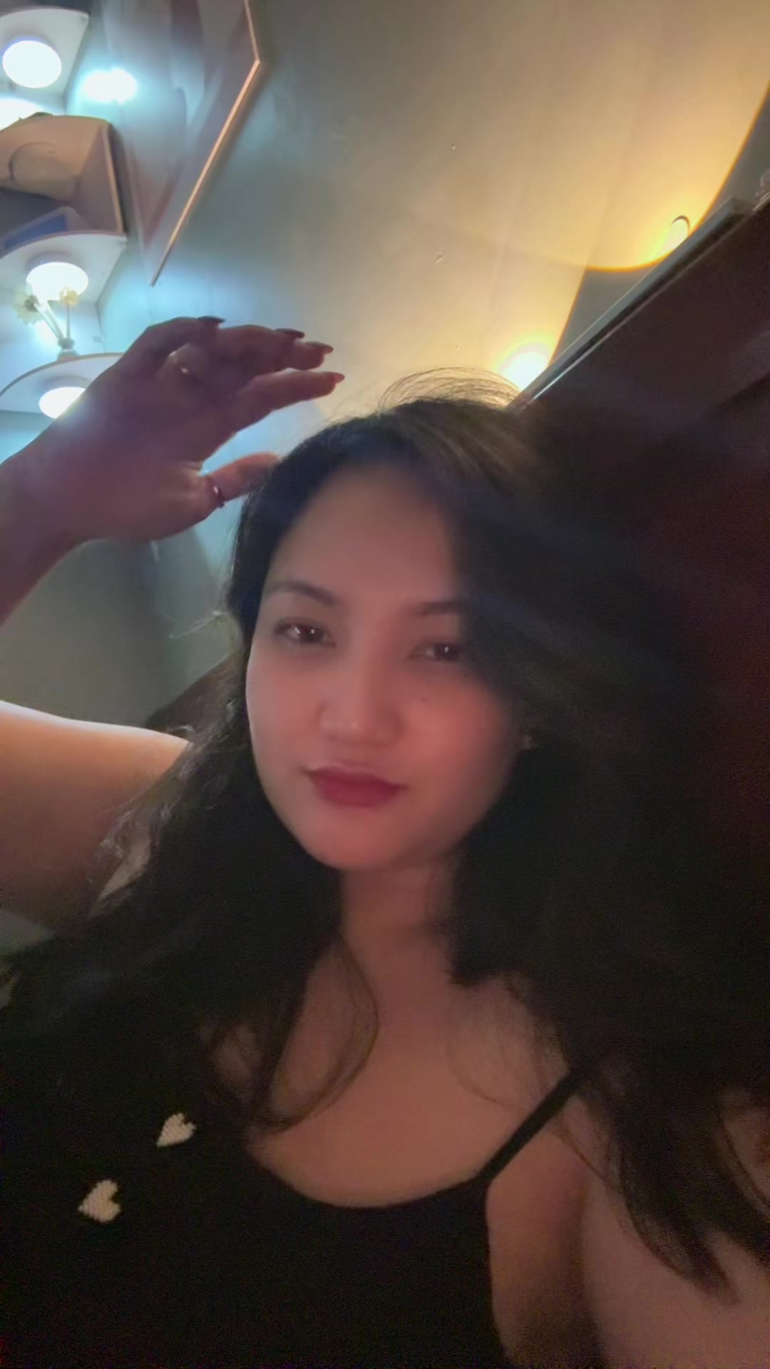@Mae