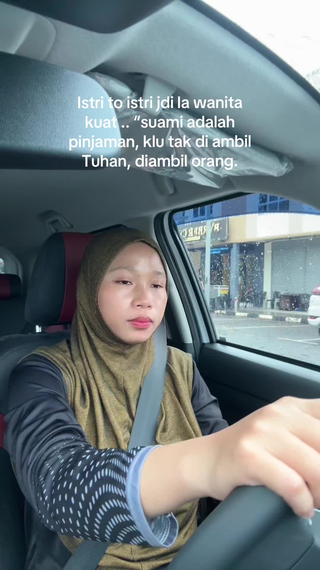 @Auni Tapakkuda