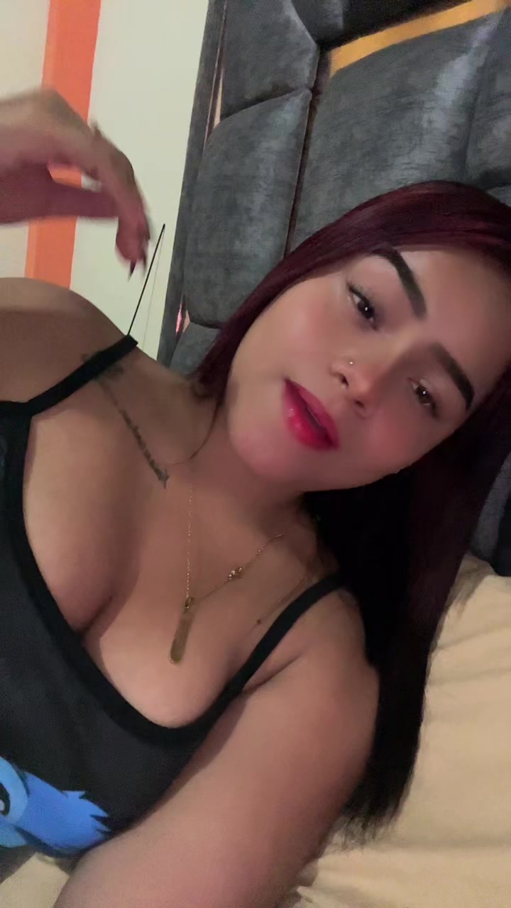 @Jessica🧡.!