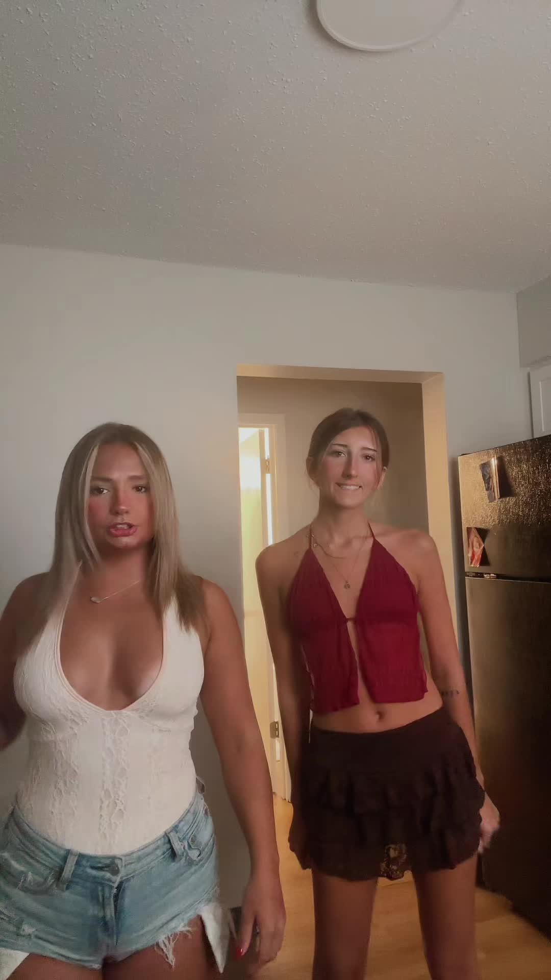 @Khloe