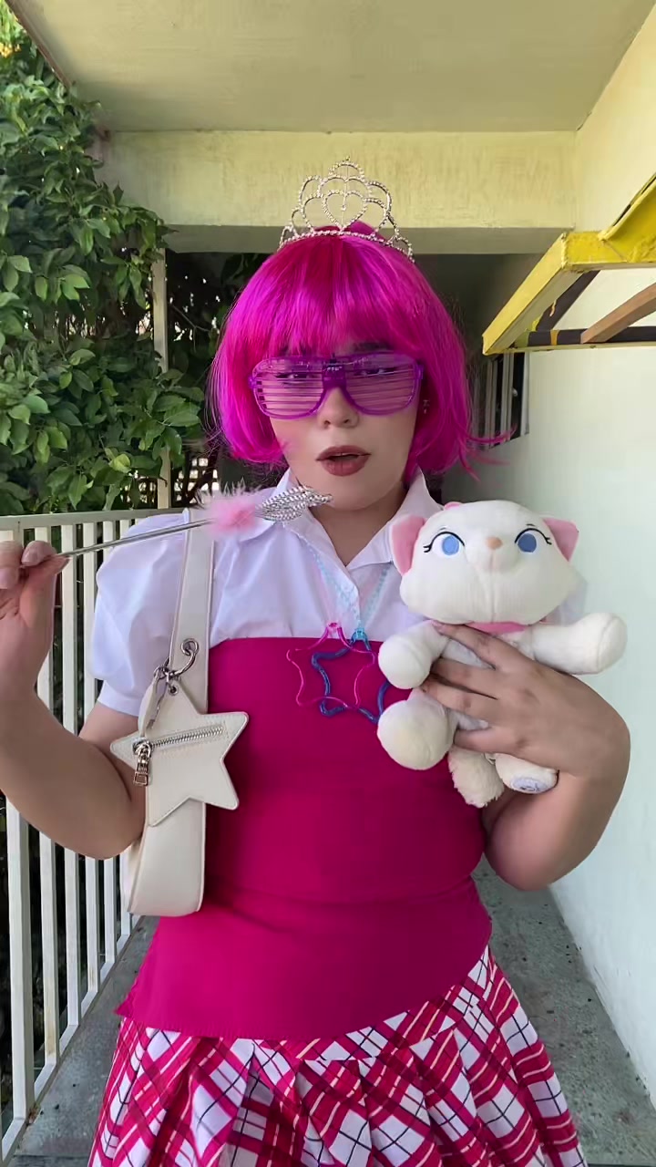 @💗VICTORIA💗