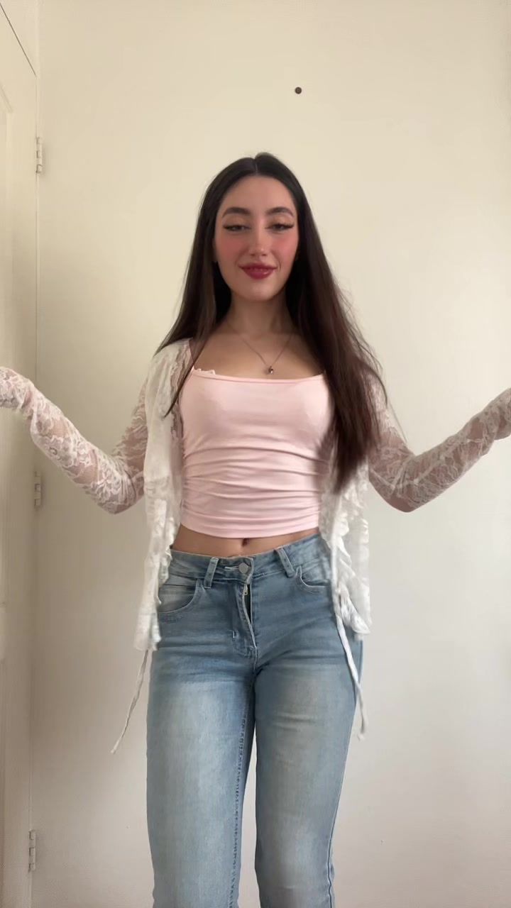 @Renata🥀