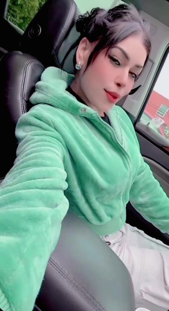 @Punjabi👑Queen