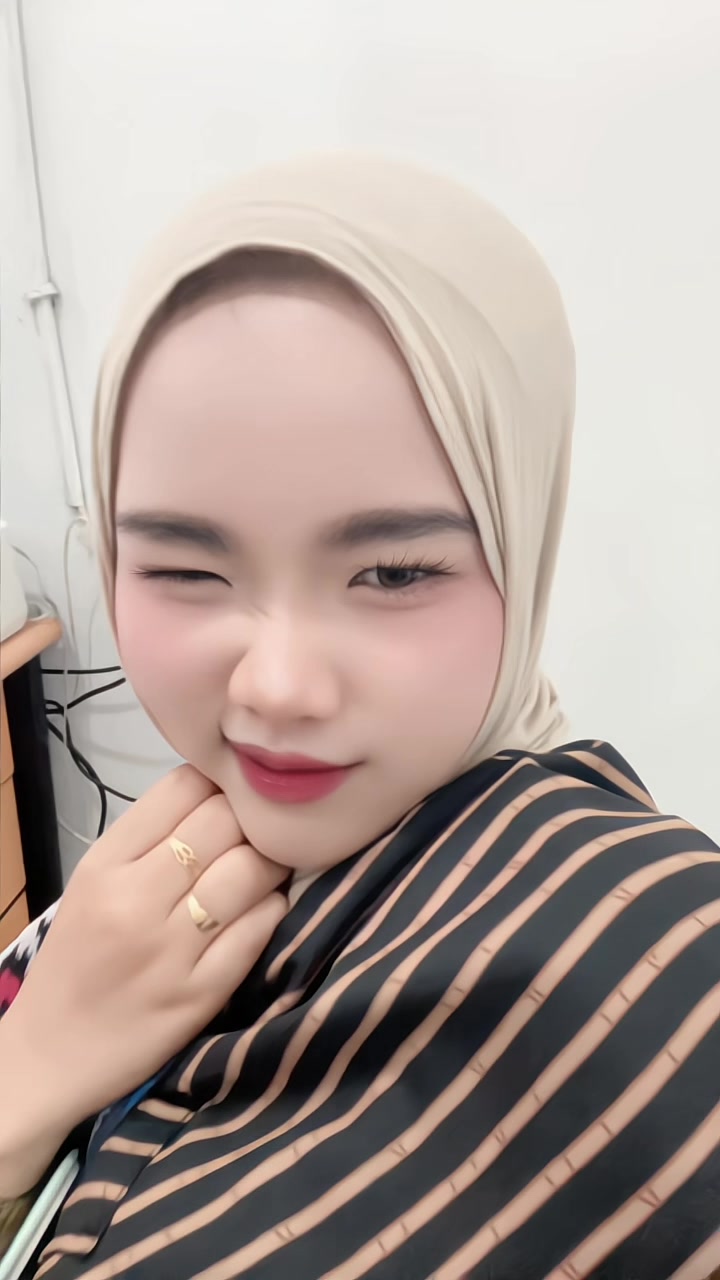 @-