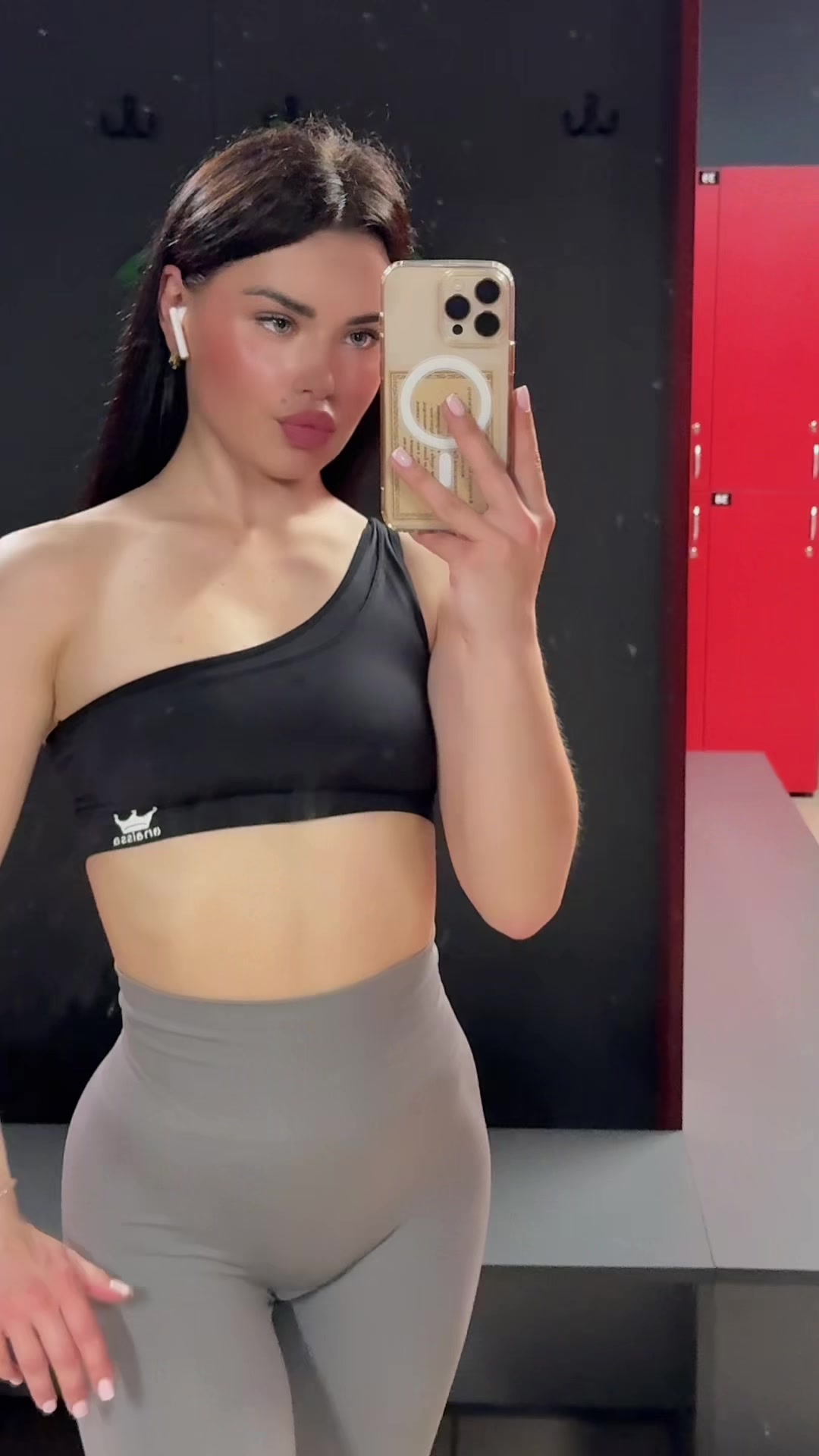 @Кристина