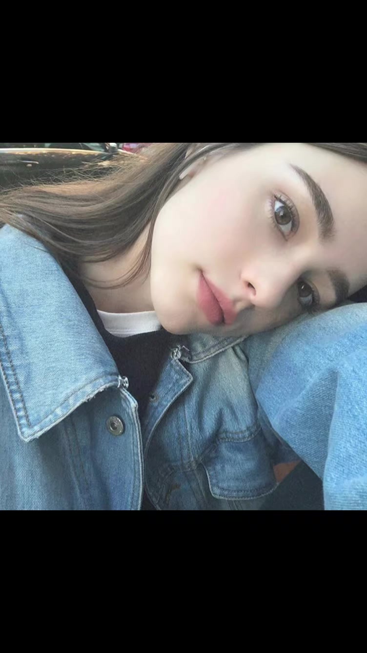 @𝐌𝐲 𝐋𝐕𝐙 🌹