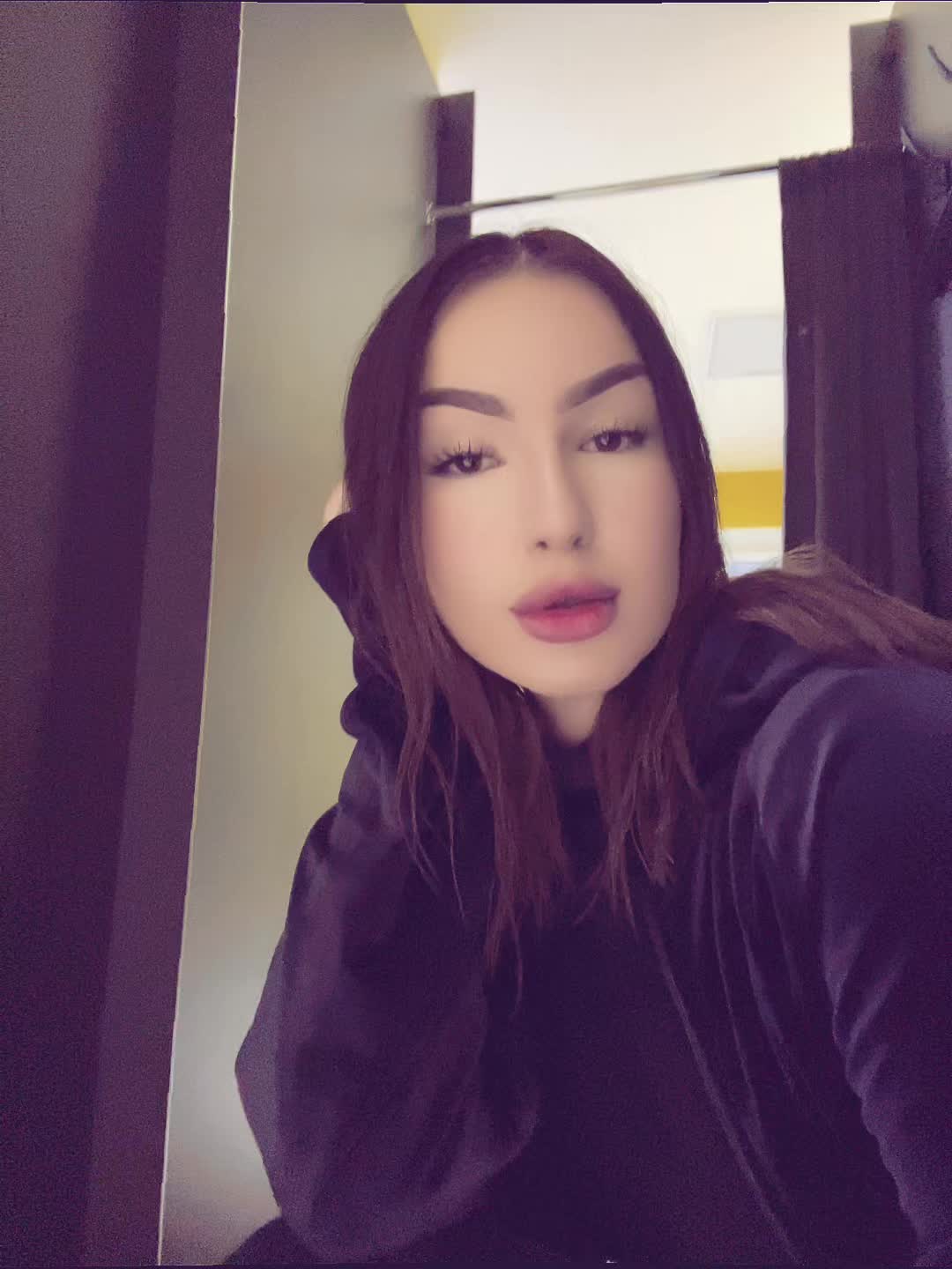@Angelina