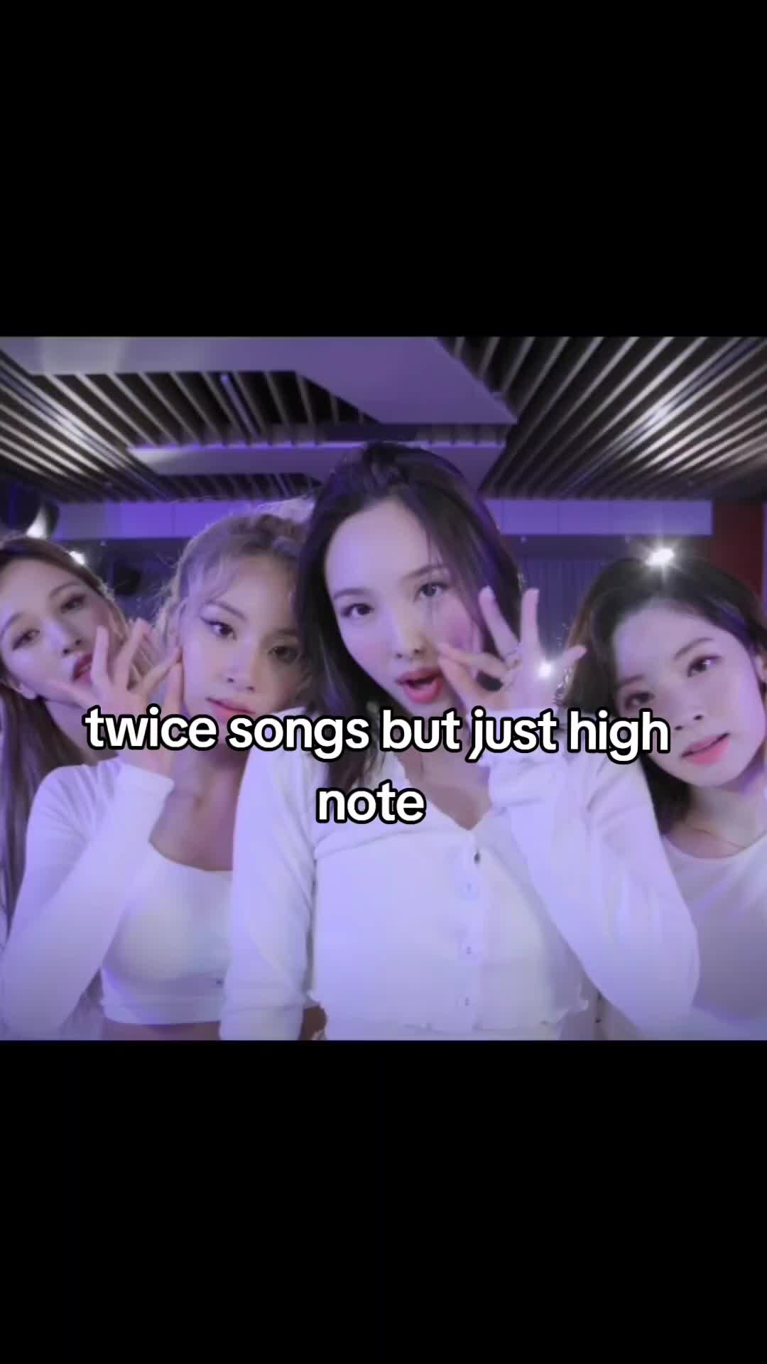 @𝙢𝙤𝙫𝙚𝙡𝙮