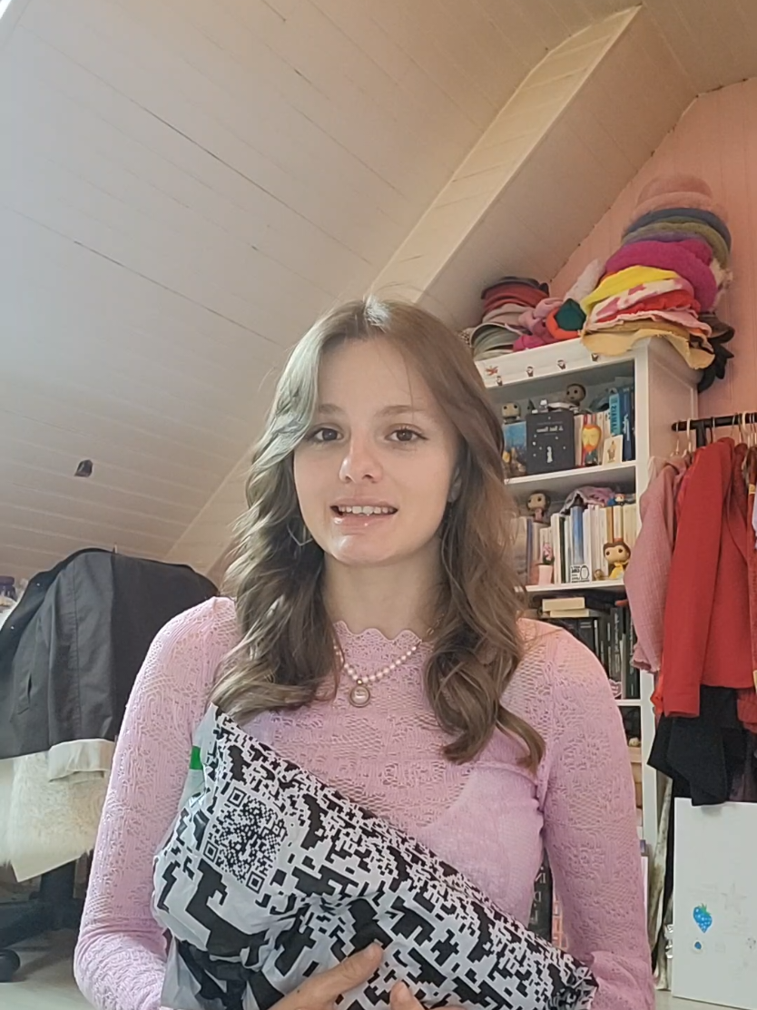 @Chlo ✨️