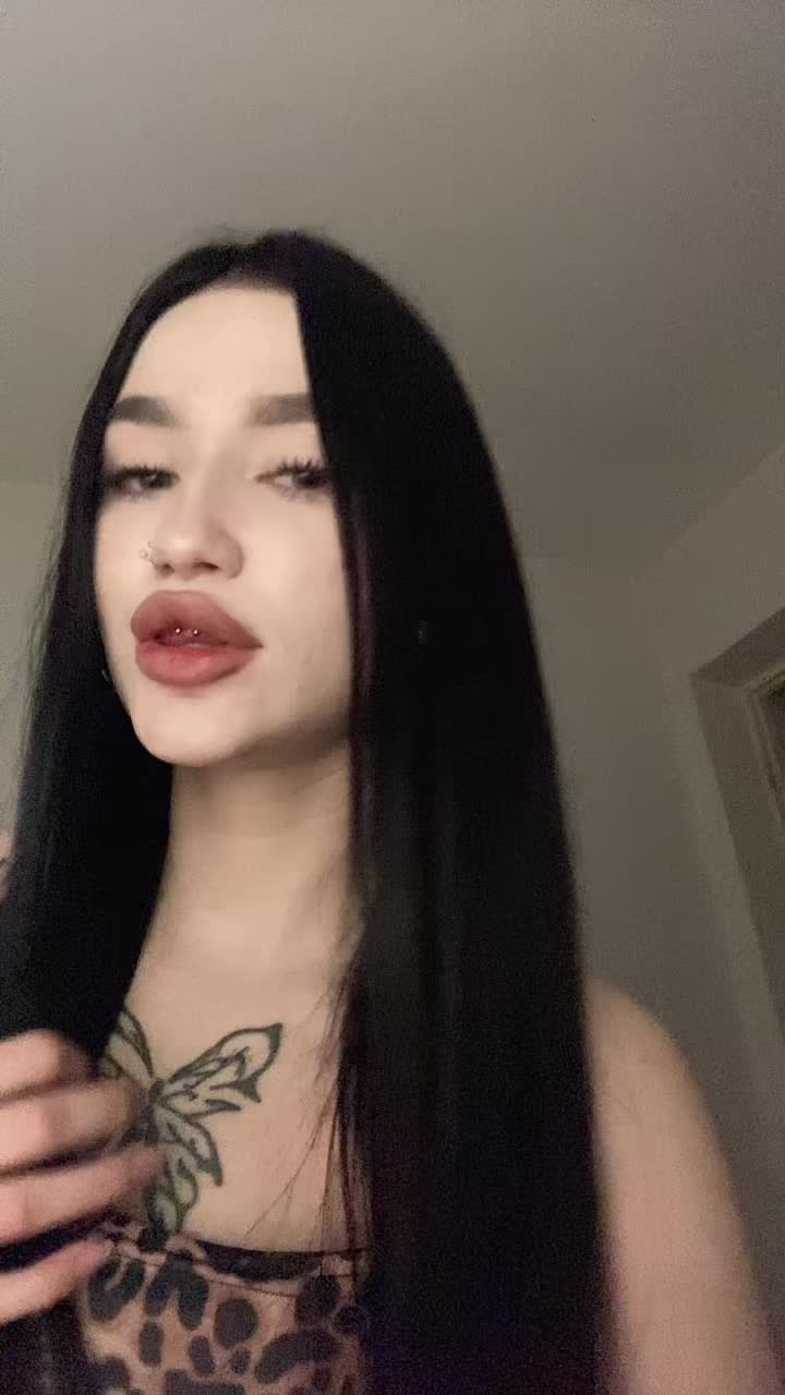 @Кошка