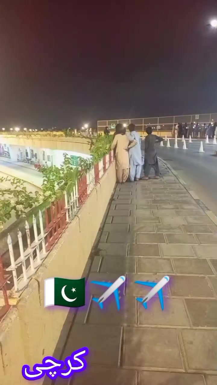 @ڊاڪٽر عائشه