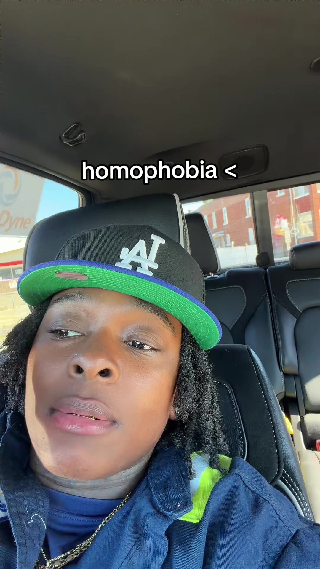 @DeFromTheSipp