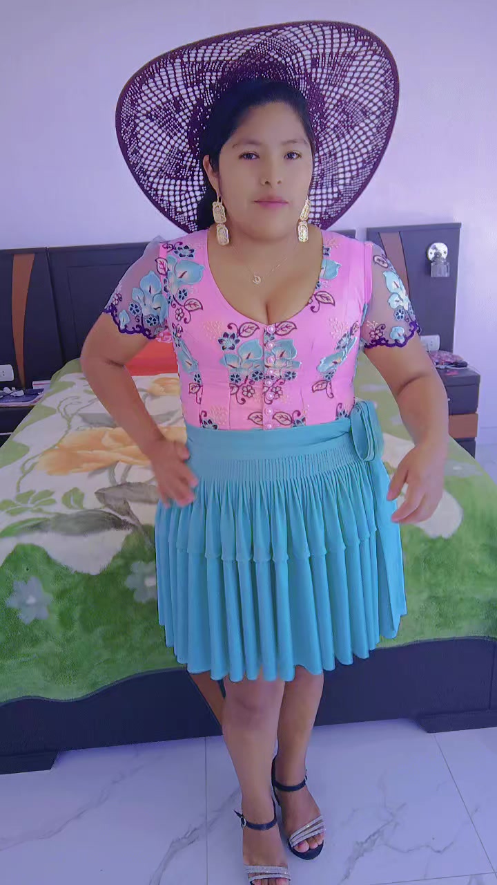 @Victoria Alvarez🌻🌹💜🥰