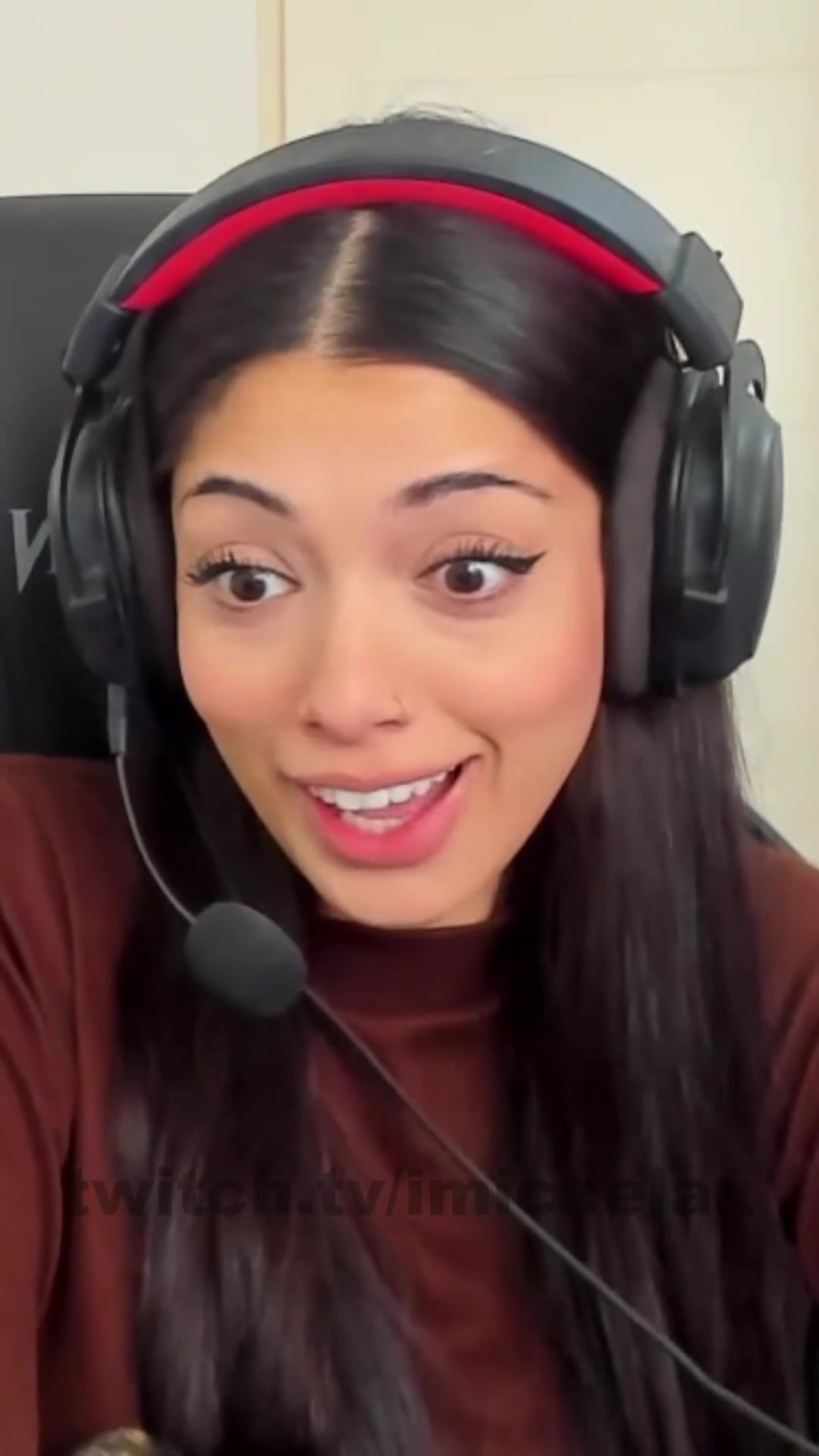 @Micaela