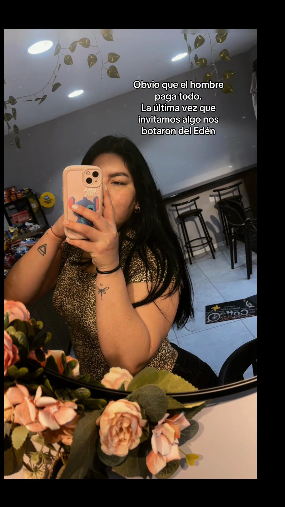 @🐅🫰🏻
