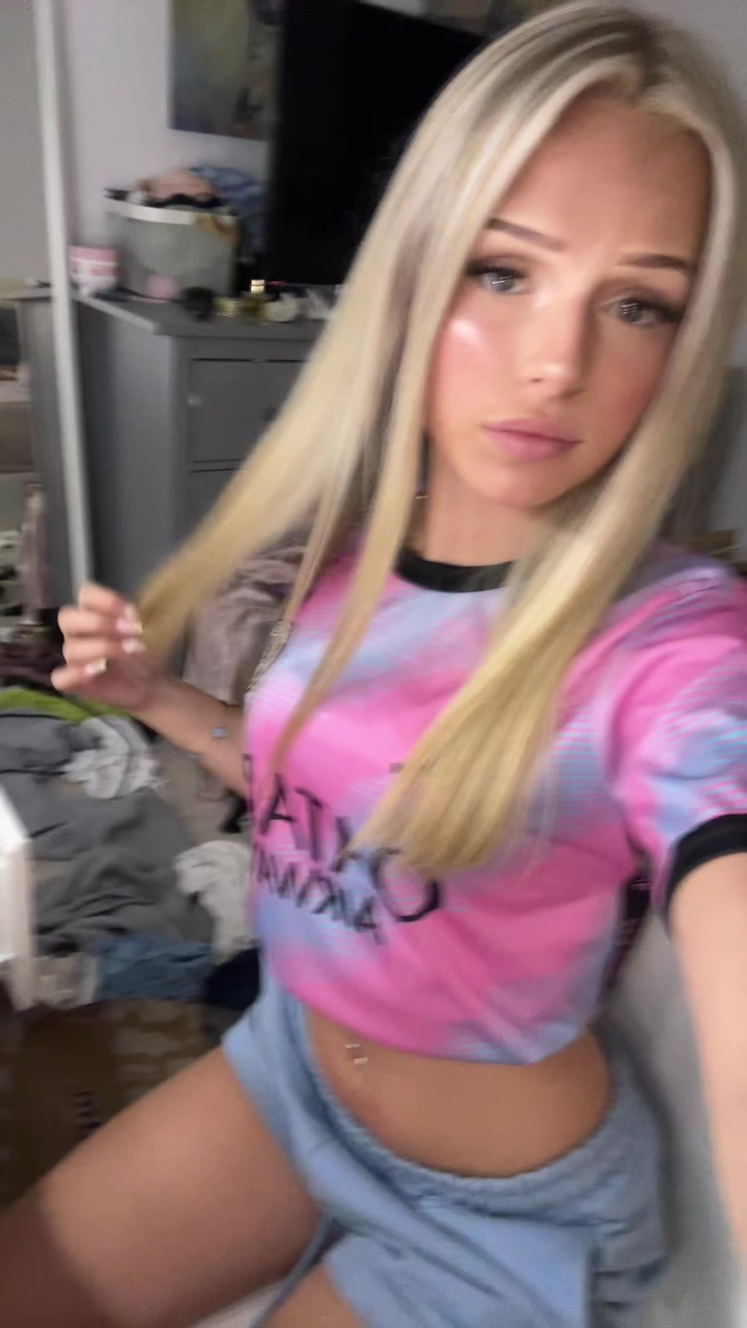 @𝐙𝐨𝐞𝐲