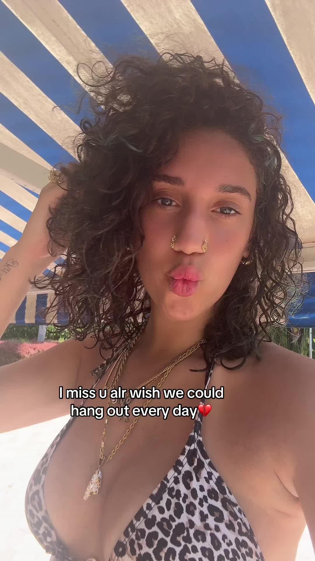@Nichole_11_