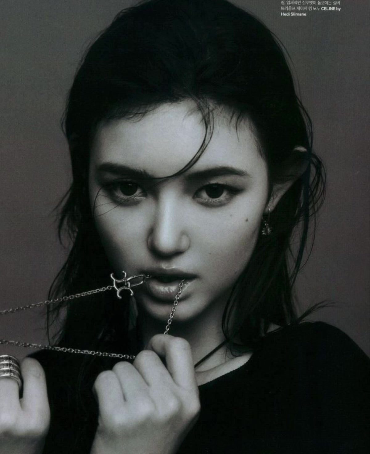 @김건우