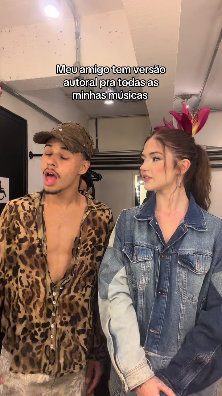 @Giana Mello