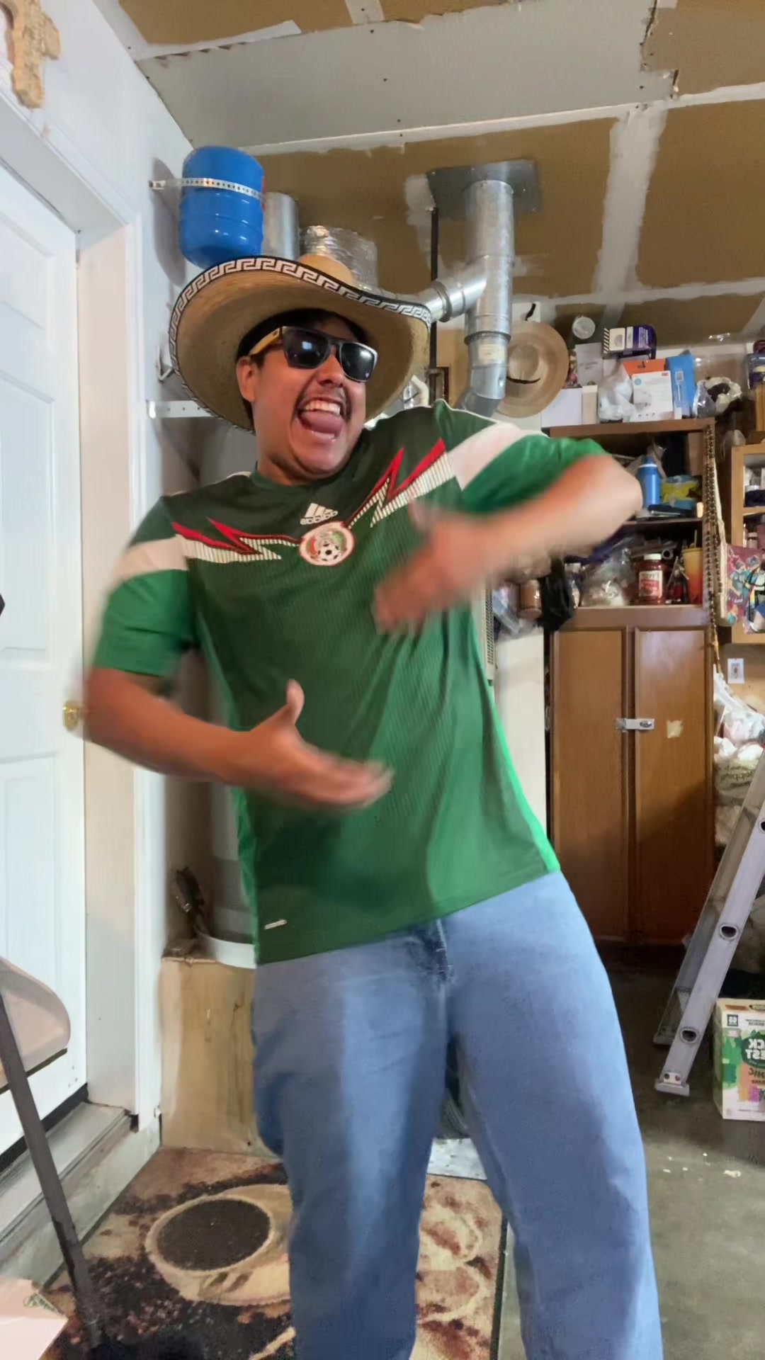 @Alex Delgado