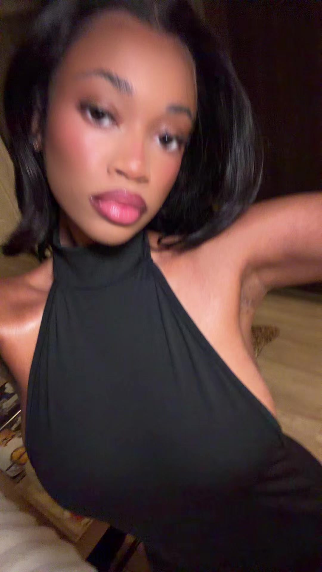 @HB