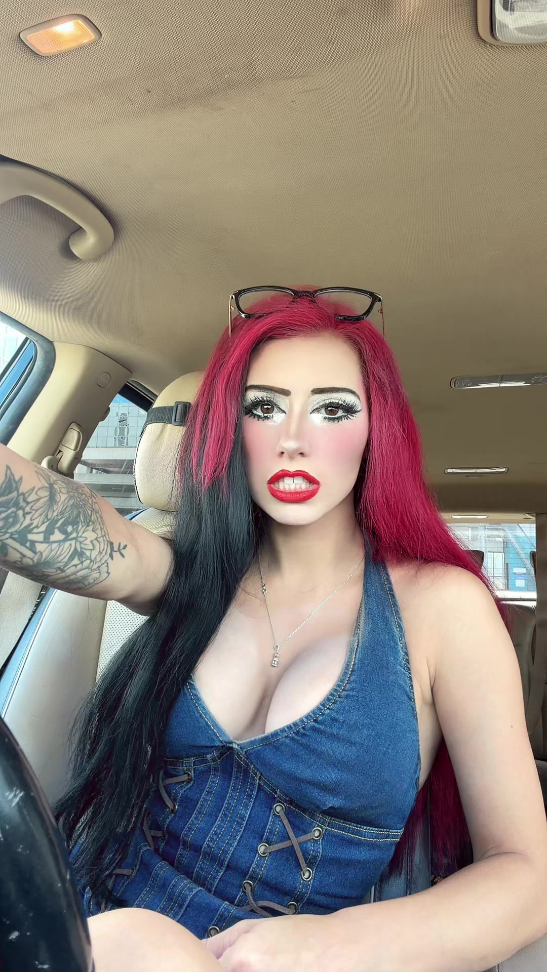 @Kenzie Asylum 🖤