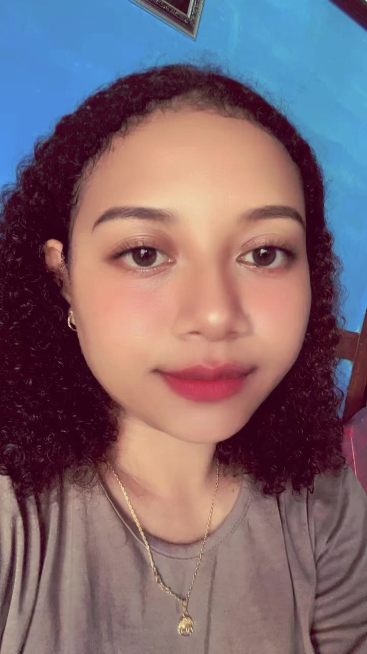 @Ellabnr