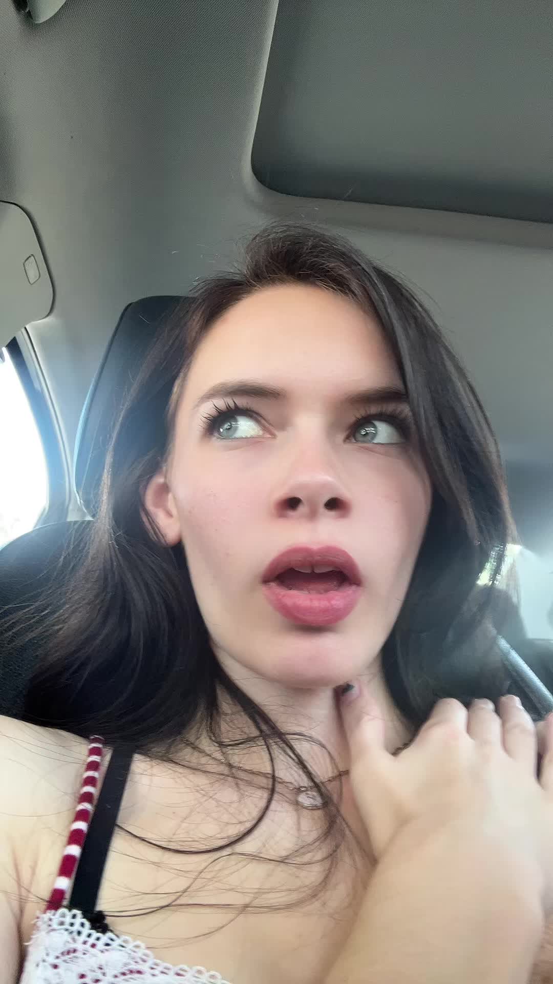 @eskimokissesintheclub