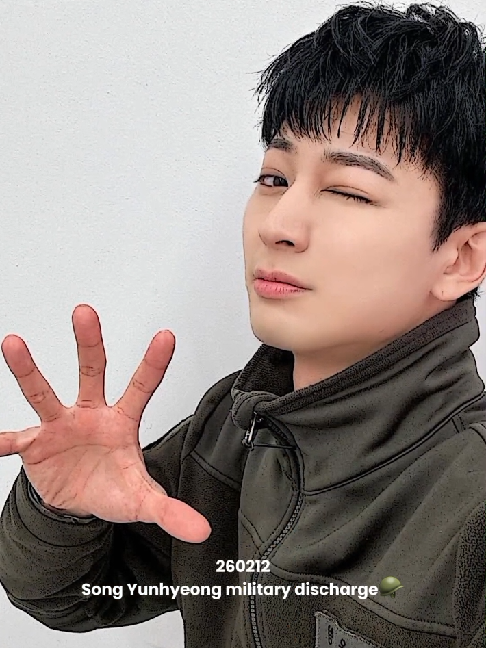 @iKONICS CLUB