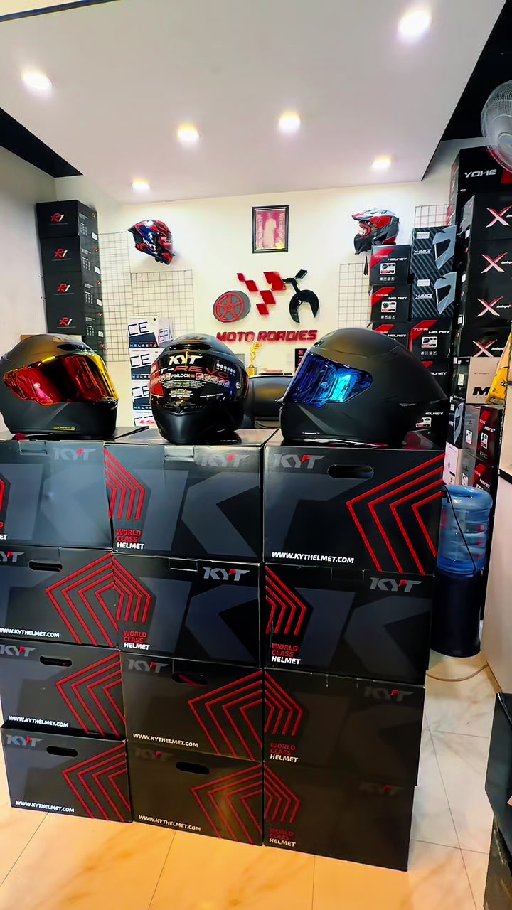 @Moto Roadies