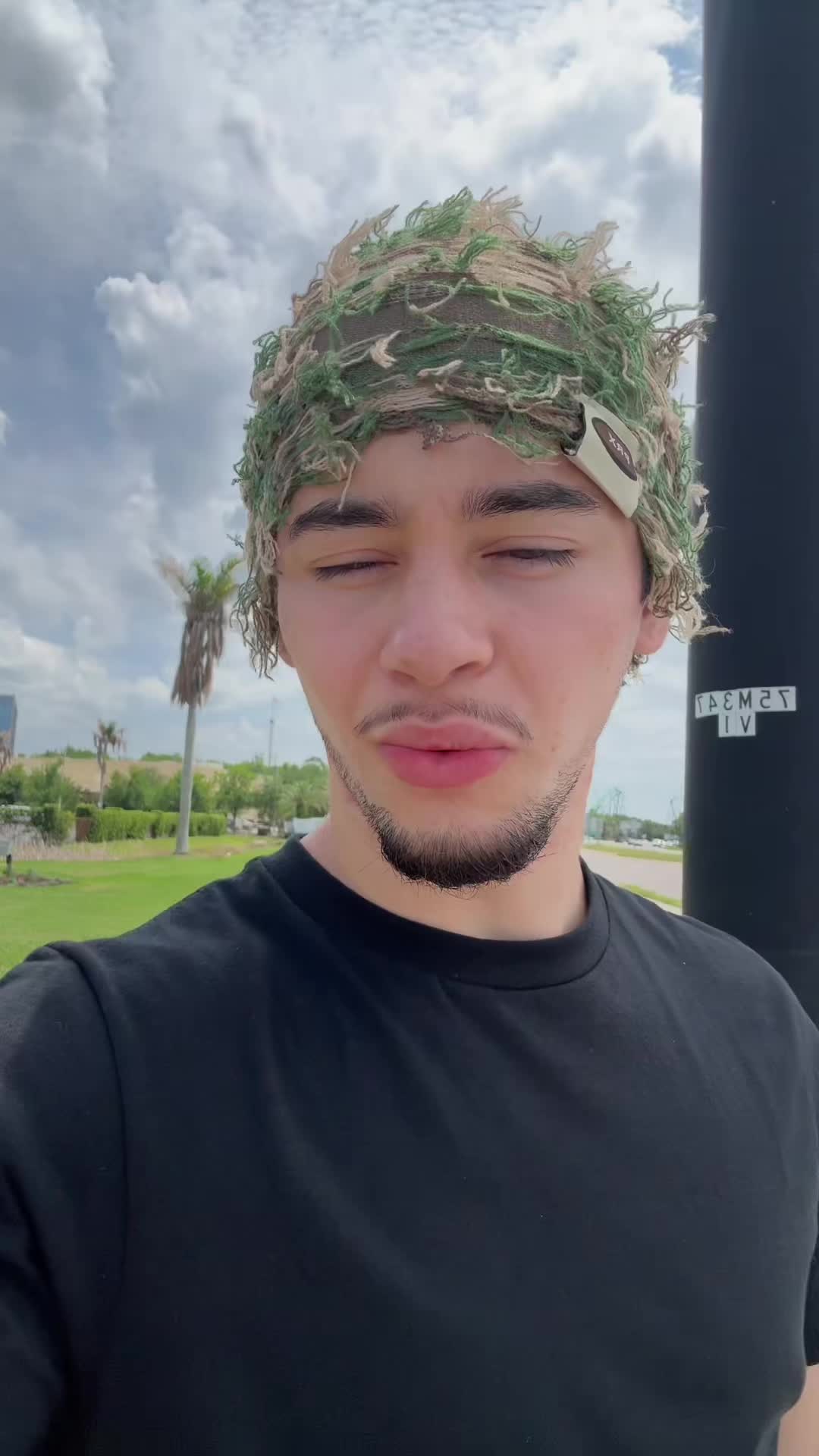 @noweezey