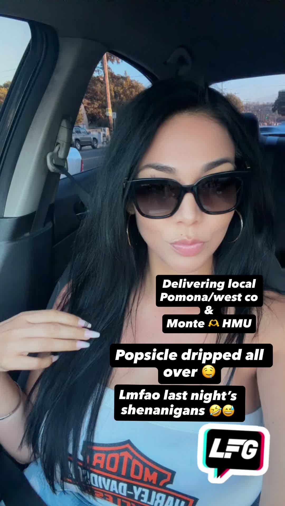 @Bella_B_