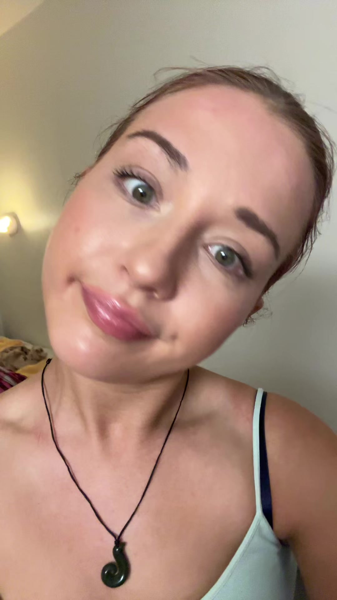 @itsellieinthedeli