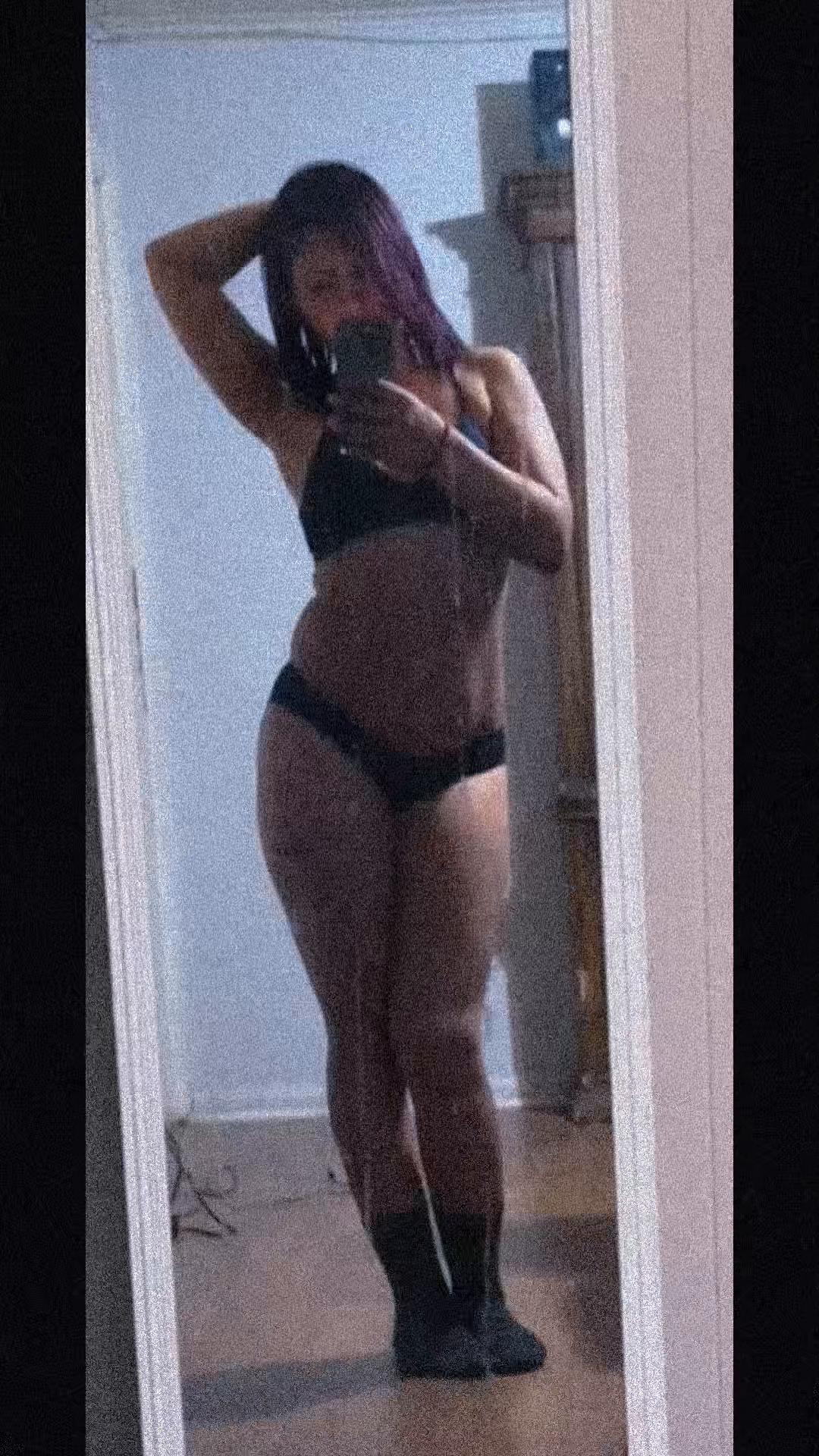 @AnnaWade