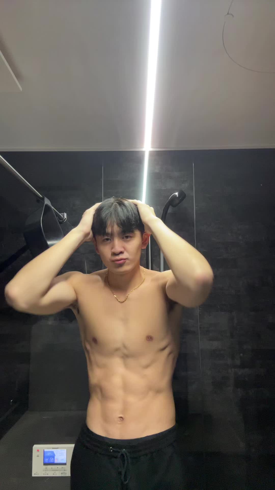 @RJ