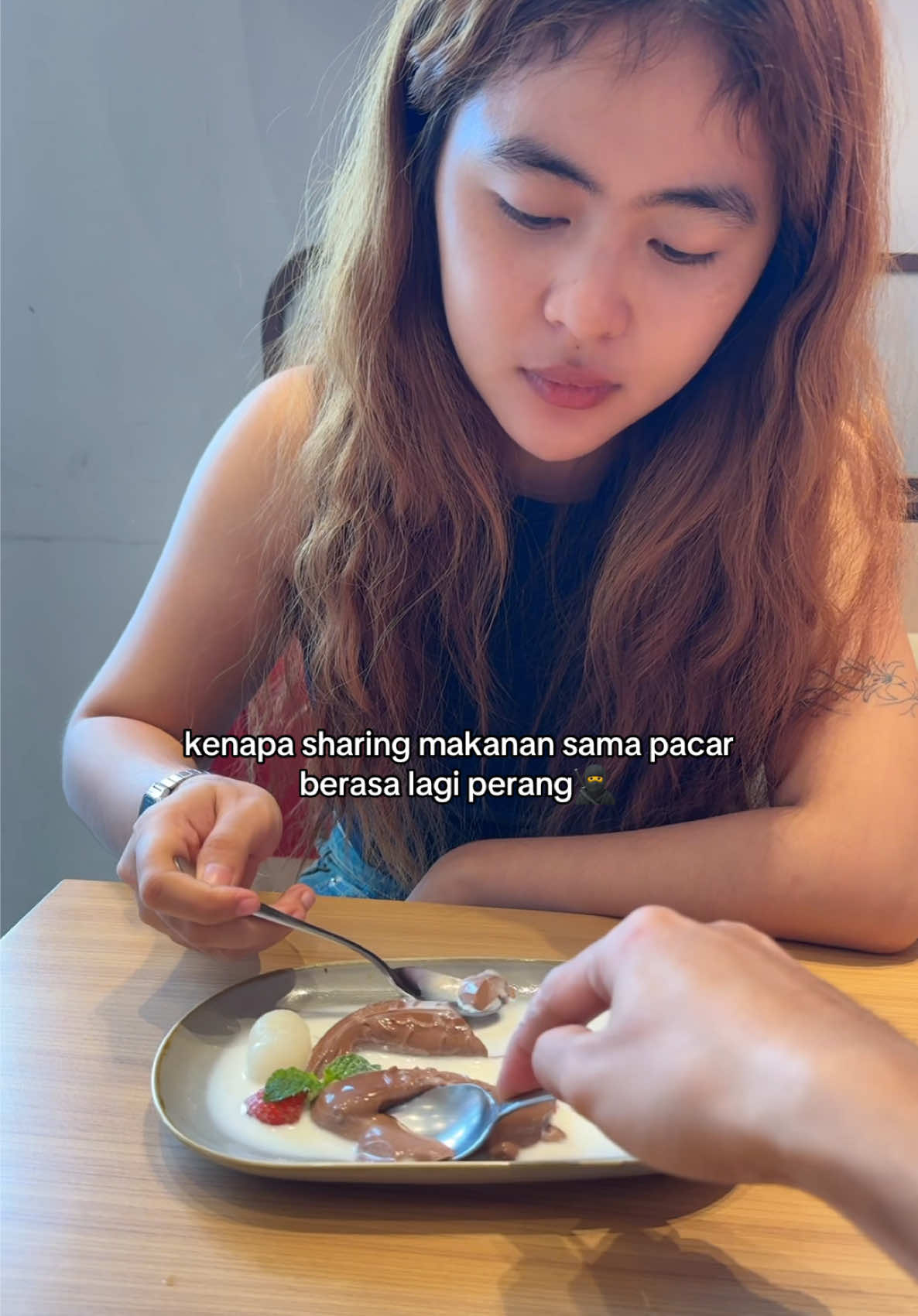@SherlyWinsyahRoni