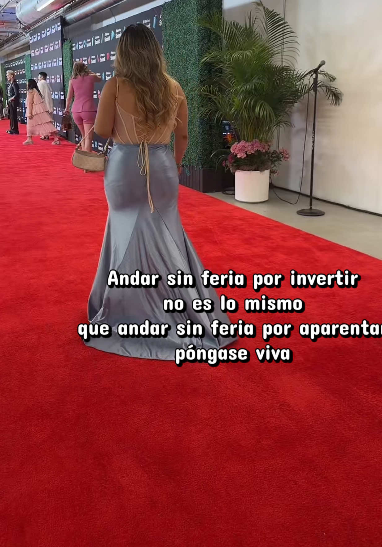 @lupithazzepeda