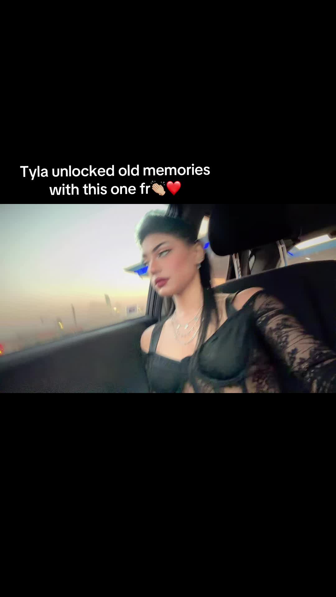 @the_official_haniya