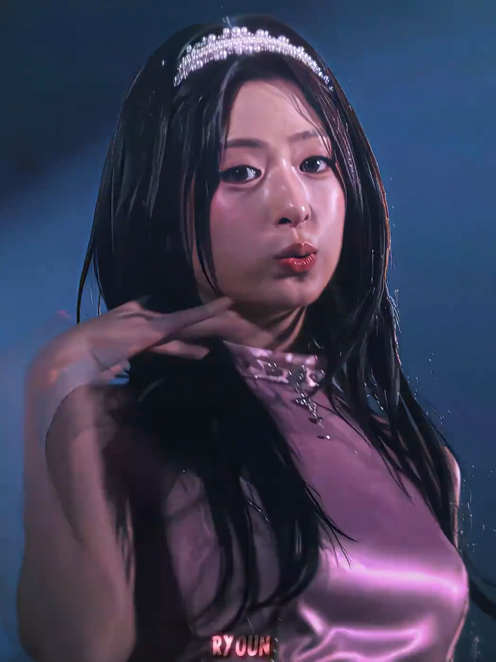 @R Y O U N