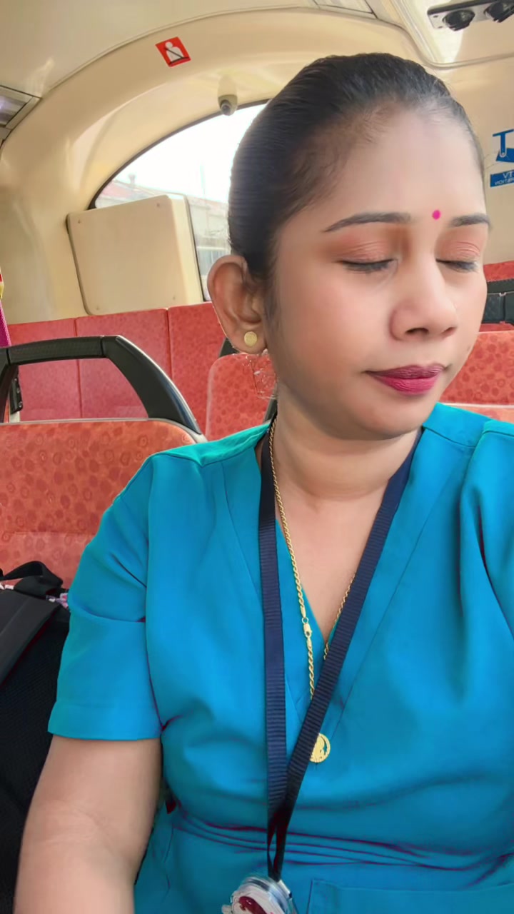 @06cutedilani🇱🇰🇸🇬