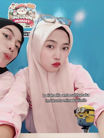 @🐰