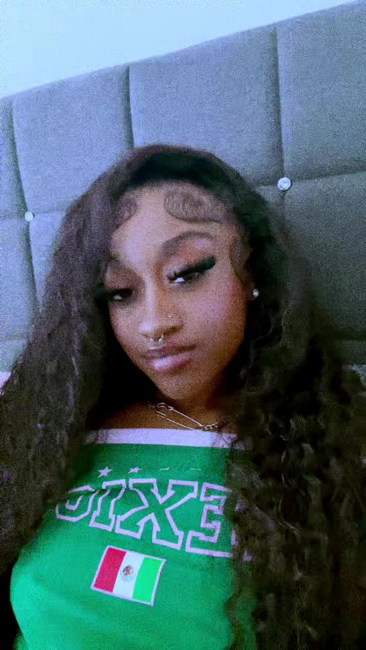 @️