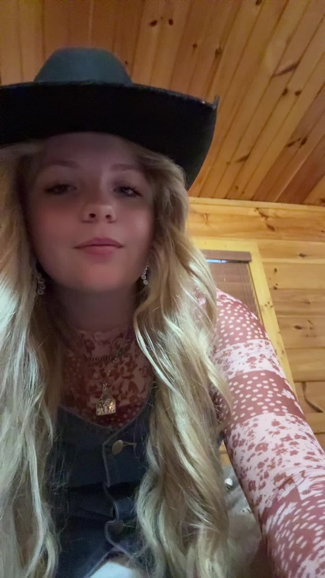 @ashleyhaugen22