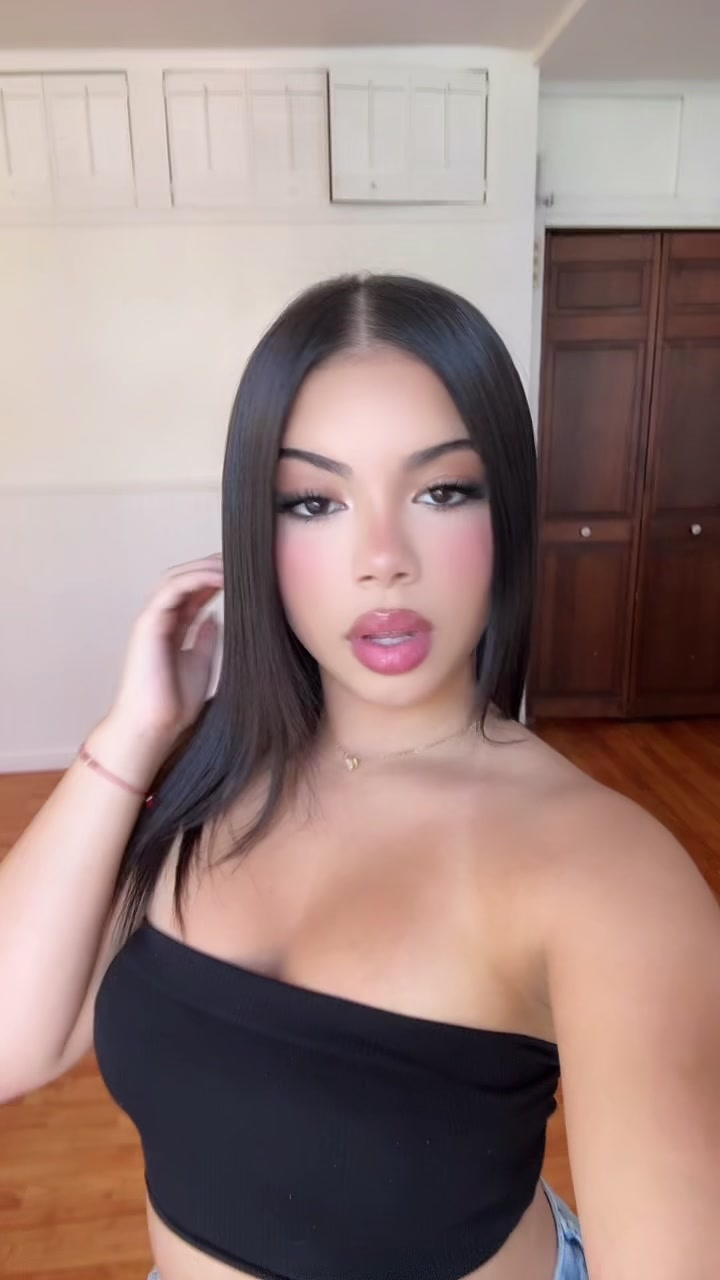 @isabella